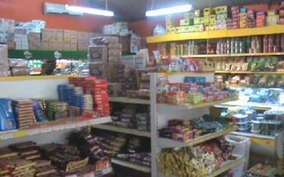 Dostlar Bakkaliyesi - Orhan Katırcı